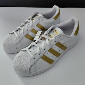 Adidas Superstar Sneakers